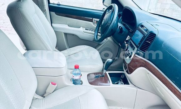 Buy Used Hyundai Santa Fe Red Car in Cotonou in Benign Buy Used Hyundai Santa Fe Red Car in Cotonou in Benign