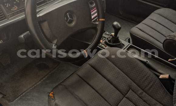Sayi Na hannu Mercedes-Benz 190 Black Mota in Cotonou a Benin Sayi Na hannu Mercedes-Benz 190 Black Mota in Cotonou a Benin