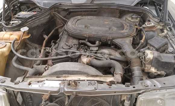 Sayi Na hannu Mercedes-Benz 190 Black Mota in Cotonou a Benin Sayi Na hannu Mercedes-Benz 190 Black Mota in Cotonou a Benin