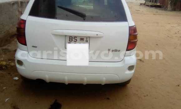 Sayi Na hannu Pontiac Vibe White Mota in Cotonou a Benin