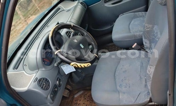 Acheter Occasion Voiture Renault Kangoo Bleu à Cotonou, Benin Acheter Occasion Voiture Renault Kangoo Bleu à Cotonou, Benin