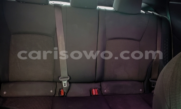 Acheter Occasion Voiture Toyota C-HR Vert à Cotonou, Benin Acheter Occasion Voiture Toyota C-HR Vert à Cotonou, Benin