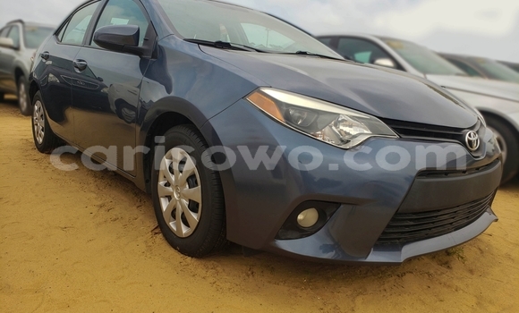Buy Used Toyota Corolla Silver Car in Cotonou in Benign