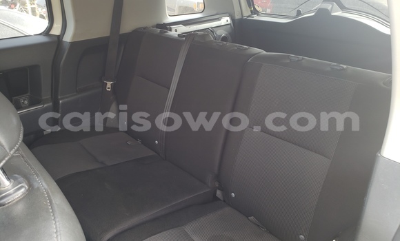 Sayi Na hannu Toyota FJ Cruiser White Mota in Cotonou a Benin Sayi Na hannu Toyota FJ Cruiser White Mota in Cotonou a Benin