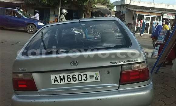 Ra Àlòkù Toyota Corolla Silver Ọkọ̀ in Cotonou ni Benin Ra Àlòkù Toyota Corolla Silver Ọkọ̀ in Cotonou ni Benin