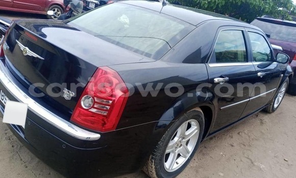 Acheter Occasion Voiture Chrysler 300C Noir à Cotonou, Benin Acheter Occasion Voiture Chrysler 300C Noir à Cotonou, Benin