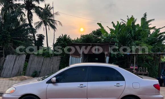 Ra Àlòkù Toyota Corolla Silver Ọkọ̀ in Cotonou ni Benin Ra Àlòkù Toyota Corolla Silver Ọkọ̀ in Cotonou ni Benin