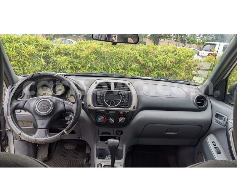 Big with watermark toyota rav4 benin cotonou 21098