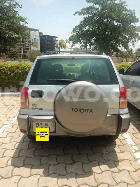 Big with watermark toyota rav4 benin cotonou 21098