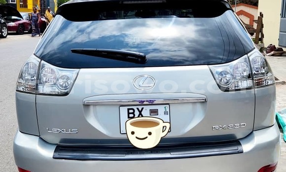 Sayi Na hannu Lexus RX 330 Azurfa Mota in Cotonou a Benin Sayi Na hannu Lexus RX 330 Azurfa Mota in Cotonou a Benin
