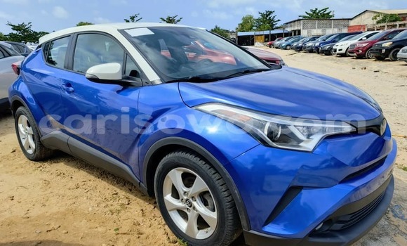 Acheter Occasion Voiture Toyota C-HR Bleu à Cotonou, Benin Acheter Occasion Voiture Toyota C-HR Bleu à Cotonou, Benin