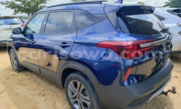 Acheter Occasion Voiture Kia Sportage Bleu à Cotonou, Benin Acheter Occasion Voiture Kia Sportage Bleu à Cotonou, Benin