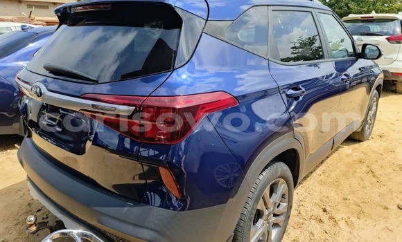 Acheter Occasion Voiture Kia Sportage Bleu à Cotonou, Benin Acheter Occasion Voiture Kia Sportage Bleu à Cotonou, Benin