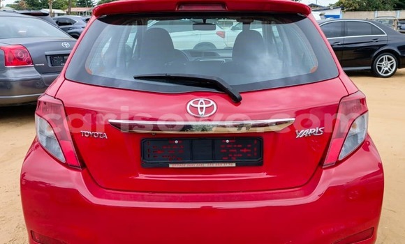 Buy Used Toyota Yaris Red Car in Cotonou in Benign