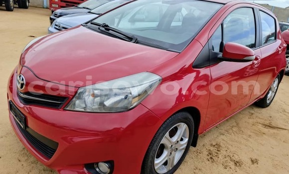 Acheter Occasion Voiture Toyota Yaris Rouge à Cotonou, Benin Acheter Occasion Voiture Toyota Yaris Rouge à Cotonou, Benin