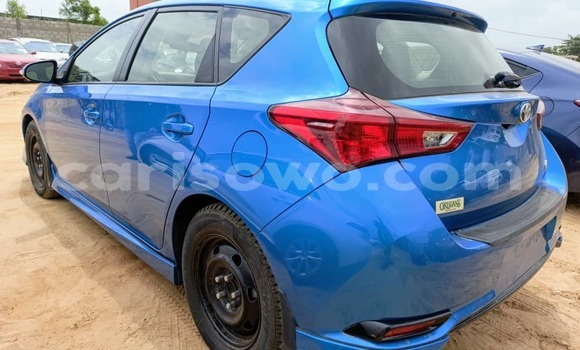 Sayi Na hannu Toyota Corolla Blue Mota in Cotonou a Benin Sayi Na hannu Toyota Corolla Blue Mota in Cotonou a Benin