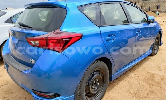 Sayi Na hannu Toyota Corolla Blue Mota in Cotonou a Benin Sayi Na hannu Toyota Corolla Blue Mota in Cotonou a Benin