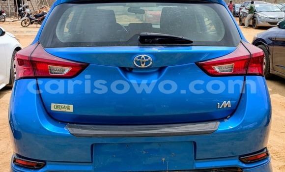 Sayi Na hannu Toyota Corolla Blue Mota in Cotonou a Benin Sayi Na hannu Toyota Corolla Blue Mota in Cotonou a Benin