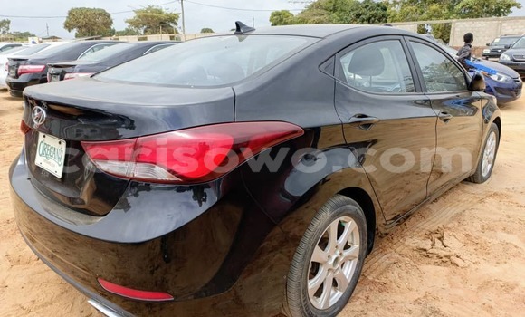 Sayi Na hannu Hyundai Elantra Sauran Mota in Cotonou a Benin Sayi Na hannu Hyundai Elantra Sauran Mota in Cotonou a Benin