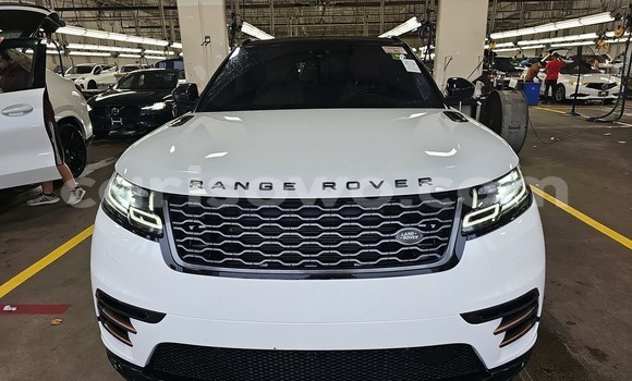 Acheter Import Voiture Land Rover Range Rover Velar Blanc à Cotonou, Benin Acheter Import Voiture Land Rover Range Rover Velar Blanc à Cotonou, Benin