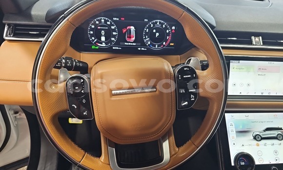 Acheter Import Voiture Land Rover Range Rover Velar Blanc à Cotonou, Benin Acheter Import Voiture Land Rover Range Rover Velar Blanc à Cotonou, Benin