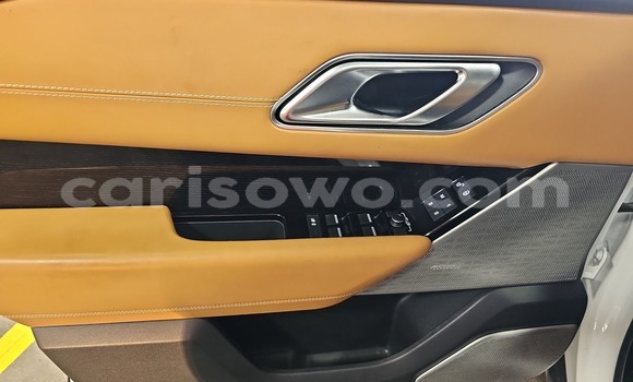 Acheter Import Voiture Land Rover Range Rover Velar Blanc à Cotonou, Benin Acheter Import Voiture Land Rover Range Rover Velar Blanc à Cotonou, Benin