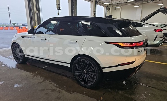 Acheter Import Voiture Land Rover Range Rover Velar Blanc à Cotonou, Benin Acheter Import Voiture Land Rover Range Rover Velar Blanc à Cotonou, Benin