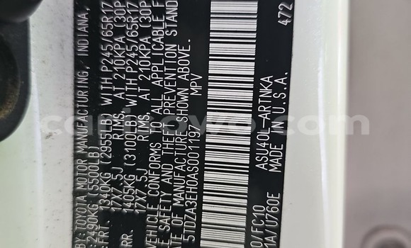 Sayi Imported Toyota Highlander White Mota in Cotonou a Benin Sayi Imported Toyota Highlander White Mota in Cotonou a Benin