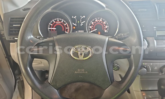 Sayi Imported Toyota Highlander White Mota in Cotonou a Benin Sayi Imported Toyota Highlander White Mota in Cotonou a Benin