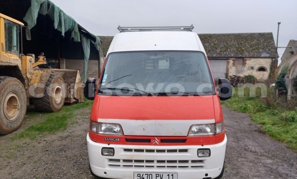 Sayi Na hannu Citroen Jumper Red Babbar mota in Cotonou a Benin