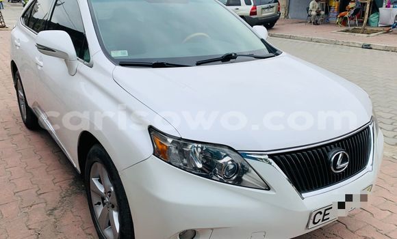 Ra Àlòkù Lexus RX 350 funfun Ọkọ̀ in Cotonou ni Benin