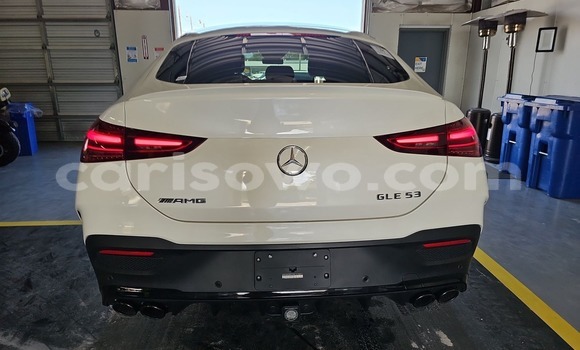 Sayi Sabo Mercedes-Benz GLE White Mota in Cotonou a Benin Sayi Sabo Mercedes-Benz GLE White Mota in Cotonou a Benin