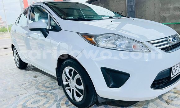 Acheter Occasion Voiture Ford Fiesta Blanc à Cotonou, Benin Acheter Occasion Voiture Ford Fiesta Blanc à Cotonou, Benin