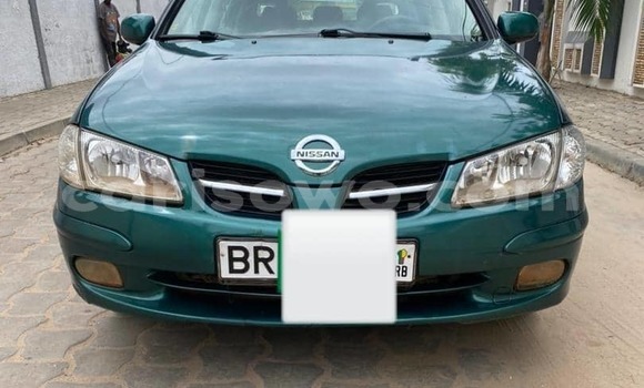Sayi Na hannu Nissan Almera Green Mota in Cotonou a Benin