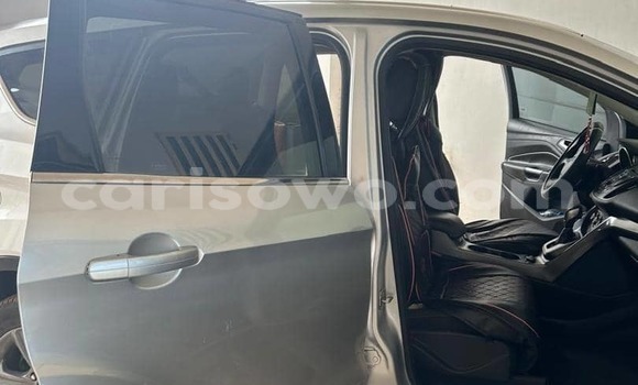 Acheter Occasion Voiture Ford Escape Gris à Cotonou, Benin Acheter Occasion Voiture Ford Escape Gris à Cotonou, Benin