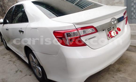 Acheter Occasion Voiture Toyota Camry Blanc à Cotonou, Benin Acheter Occasion Voiture Toyota Camry Blanc à Cotonou, Benin
