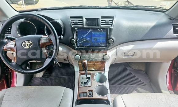 Acheter Occasion Voiture Toyota Highlander Gris à Cotonou, Benin Acheter Occasion Voiture Toyota Highlander Gris à Cotonou, Benin