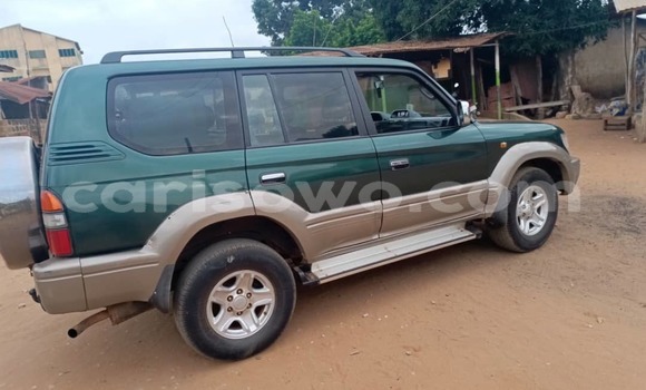 Acheter Occasion Voiture Toyota Land Cruiser Vert à Cotonou, Benin Acheter Occasion Voiture Toyota Land Cruiser Vert à Cotonou, Benin