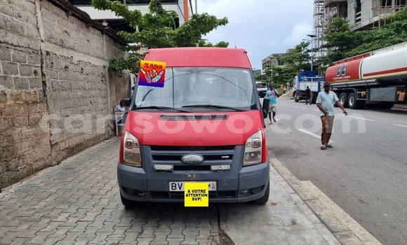 Ra Àlòkù Ford Tempo Red Ọkọ̀ in Cotonou ni Benin
