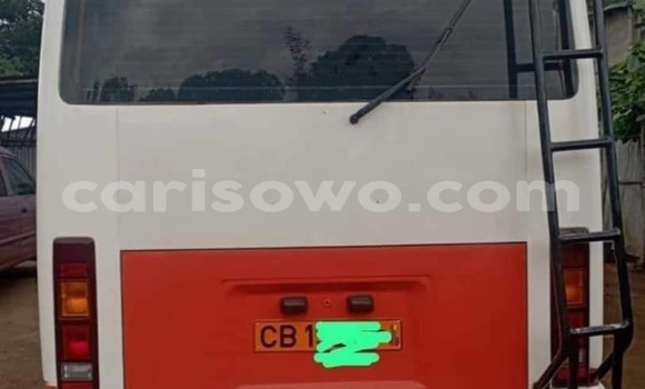 Acheter Occasion Voiture Nissan Urvan Blanc à Cotonou, Benin Acheter Occasion Voiture Nissan Urvan Blanc à Cotonou, Benin