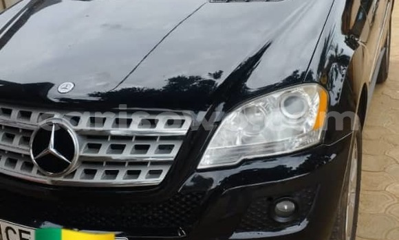 Sayi Na hannu Mercedes-Benz ML–Class Black Mota in Cotonou a Benin Sayi Na hannu Mercedes-Benz ML–Class Black Mota in Cotonou a Benin