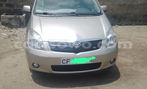 Acheter Occasion Voiture Toyota Corolla Verso Gris à Cotonou, Benin