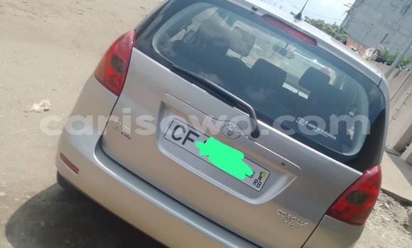 Ra Àlòkù Toyota Corolla Verso Silver Ọkọ̀ in Cotonou ni Benin Ra Àlòkù Toyota Corolla Verso Silver Ọkọ̀ in Cotonou ni Benin