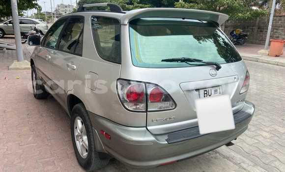 Acheter Occasion Voiture Lexus RX 300 Gris à Cotonou, Benin Acheter Occasion Voiture Lexus RX 300 Gris à Cotonou, Benin