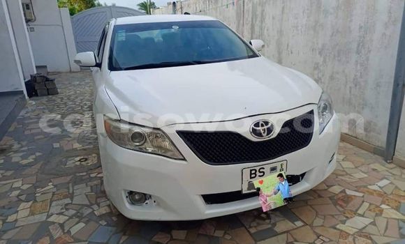 Acheter Occasion Voiture Toyota Corolla Blanc à Cotonou, Benin Acheter Occasion Voiture Toyota Corolla Blanc à Cotonou, Benin