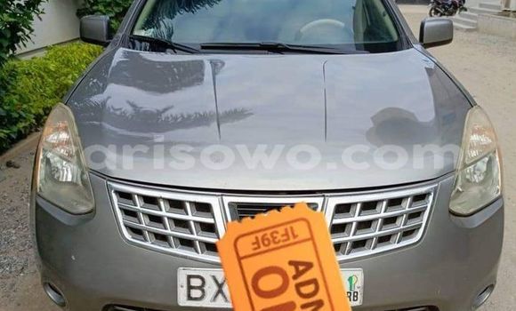 Buy Used Nissan Rogue Silver Car in Cotonou in Benign
