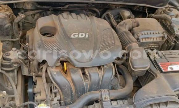 Acheter Occasion Voiture Hyundai Sonata Blanc à Athieme, Mono Acheter Occasion Voiture Hyundai Sonata Blanc à Athieme, Mono