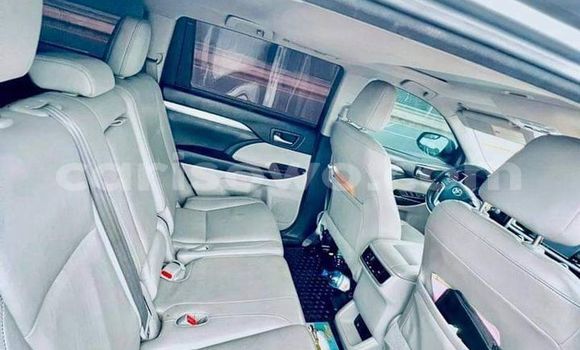 Acheter Occasion Voiture Toyota Highlander Autre à Adjohoun, Ouême Acheter Occasion Voiture Toyota Highlander Autre à Adjohoun, Ouême