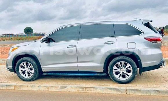 Acheter Occasion Voiture Toyota Highlander Autre à Adjohoun, Ouême Acheter Occasion Voiture Toyota Highlander Autre à Adjohoun, Ouême