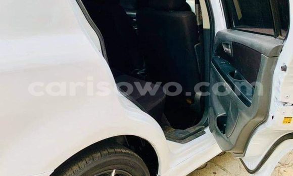 Acheter Occasion Voiture Suzuki SX4 Blanc à Cotonou, Benin Acheter Occasion Voiture Suzuki SX4 Blanc à Cotonou, Benin